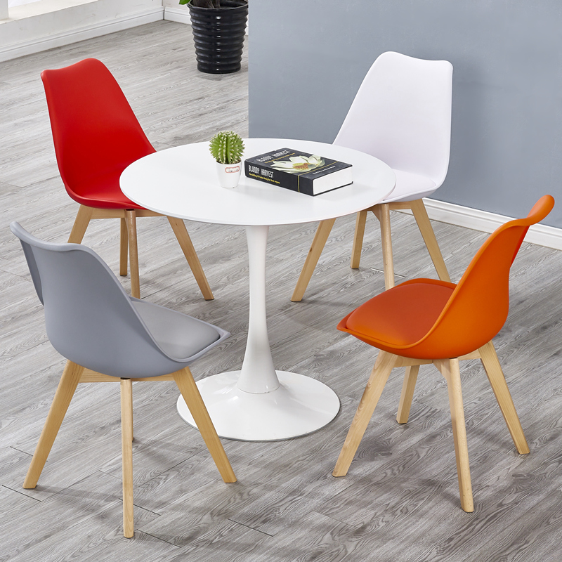 Với bộ bàn tròn 4 ghế tiếp khách cho văn phòng của chúng tôi, bạn sẽ có không gian tiếp khách trang trọng, đầy sang trọng và tối ưu hóa sự linh hoạt của không gian làm việc. Sản phẩm thiết kế đa dạng mang lại sự hoàn hảo cho việc lựa chọn cũng như để khách hàng của bạn thấy được sự chuyên nghiệp của công ty.