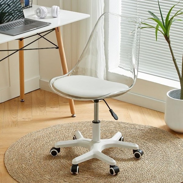 Ghế xoay mini có thiết kế nhỏ gọn, phù hợp với các không gian làm việc hạn chế