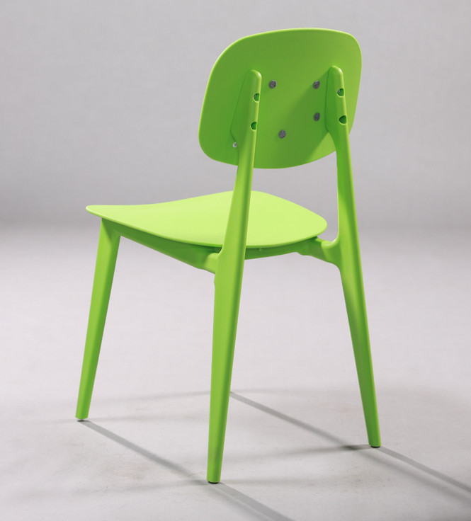Mẫu ghế nhựa đẹp nhiều màu cho quán cafe xu hướng mới năm 2024