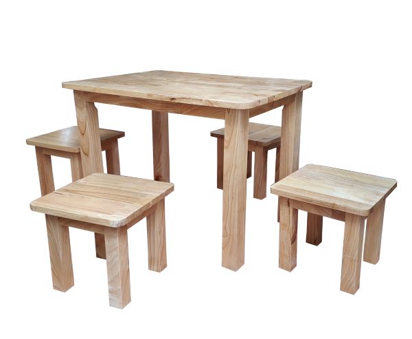 Ghế gỗ cafe phong cách mini nhỏ gọn và tiện lợi