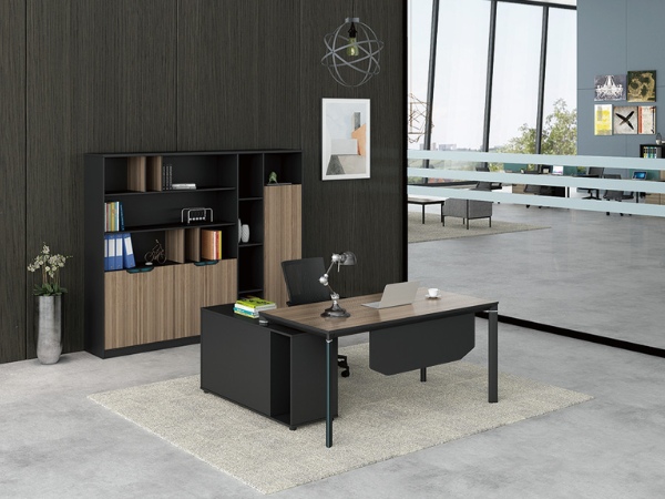 Bàn giám đốc chân sắt sơn tĩnh điện: KG – T1816