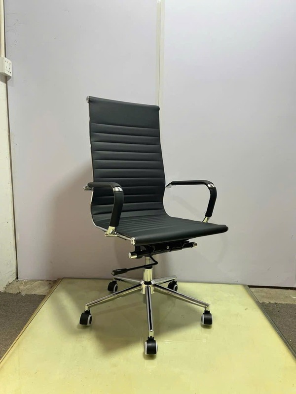 Mẫu ghế da phòng họp cao cấp chân xoay: KG - MB03
