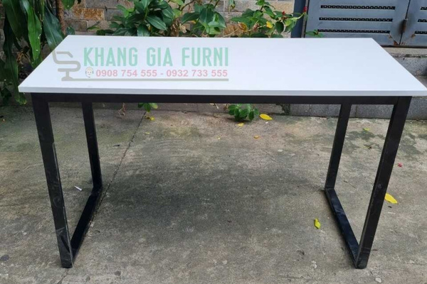 Bàn chân sắt chữ U KG-U102 là giải pháp tối ưu cho văn phòng open space