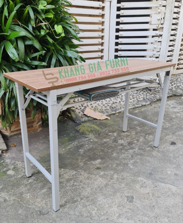 Bàn chân sắt gấp gọn có bụng để tài liệu