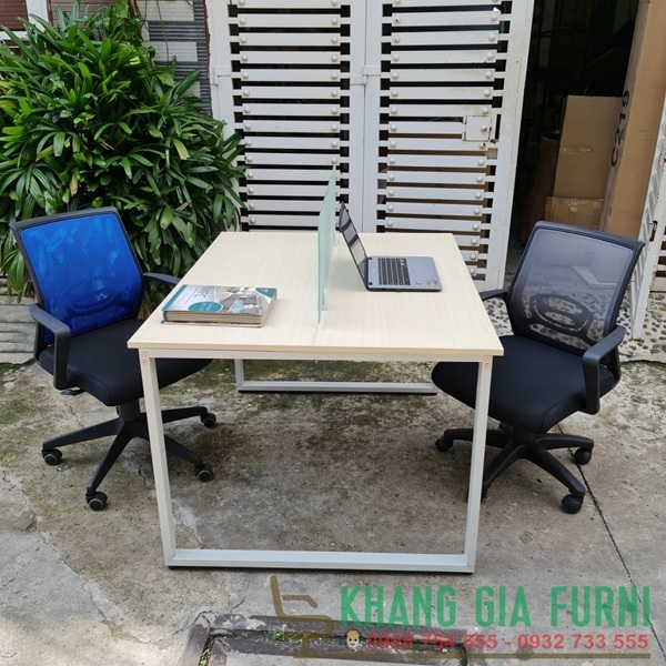 Cụm bàn làm việc 2 người giúp tiết kiệm diện tích, tăng hiệu quả làm việc nhóm