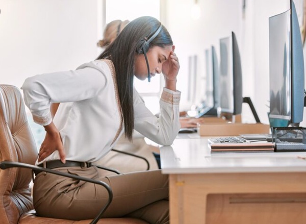 Tác hại khôn lường của việc ngồi sai tư thế lâu ngày